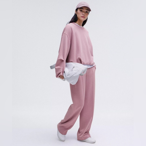 Lululemon Softstreme Pullover - Picture 4 of 11